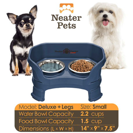 A chart displaying the Deluxe small with leg extension bowl capacity and dimensions, with two small dogs on either side of the chart.